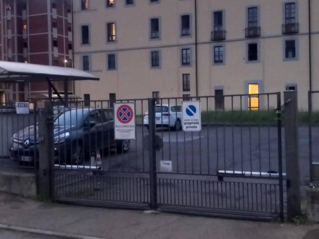 Box in vendita a Muggiò, Lombardia