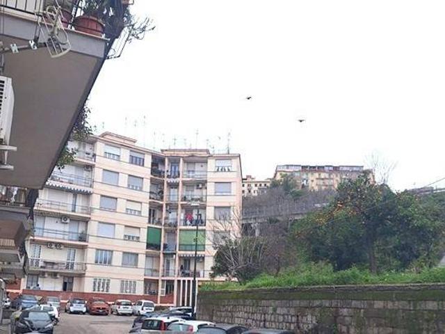 Box in vendita a Napoli