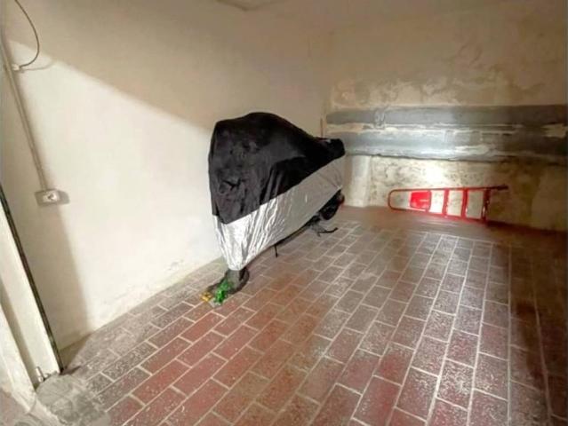 Box in vendita a Municipalità 10, Campania