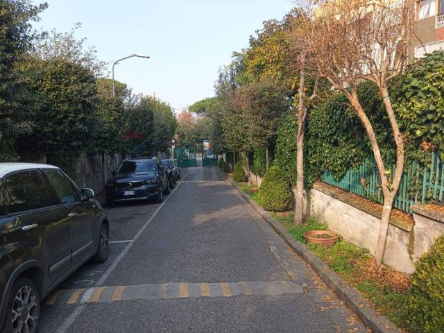 Box in affitto a Municipalità 3, Napola