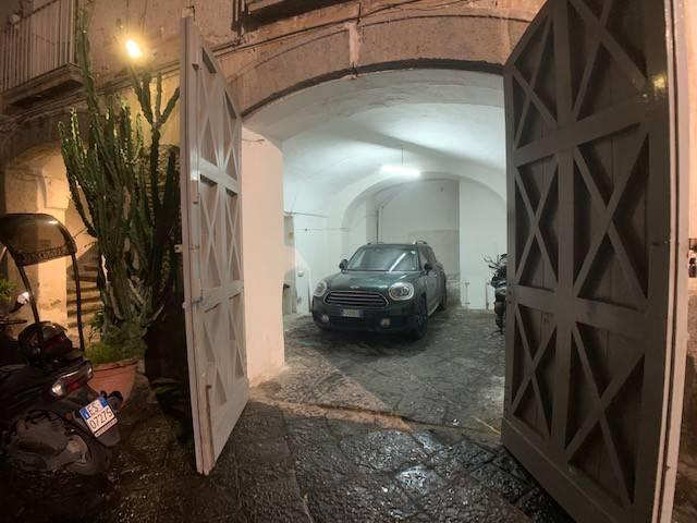 Box in vendita a Municipalità 1, Napola