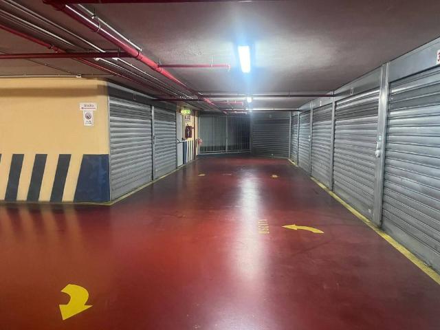 Box in vendita a Napoli