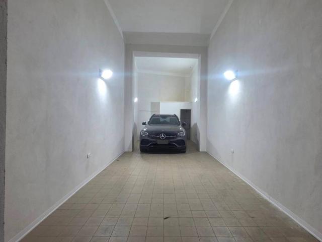 Box in affitto a Municipalità 2, Napola