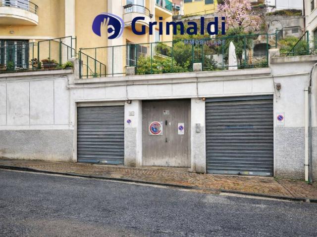 Box in vendita a Municipalità 1, Campania