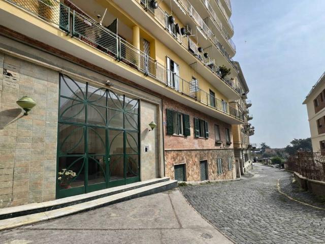Box in vendita a Municipalità 5, Campania