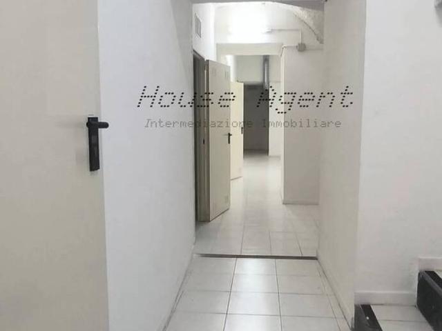 Box in vendita a Napoli