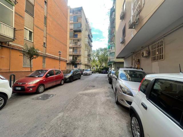 Box in vendita a Municipalità 10, Campania