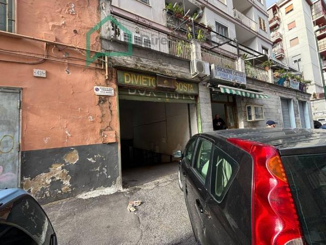Box in vendita a Municipalità 4, Arenaccia
