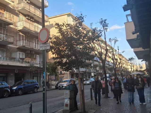 Box in vendita a Camaldoli, Napola