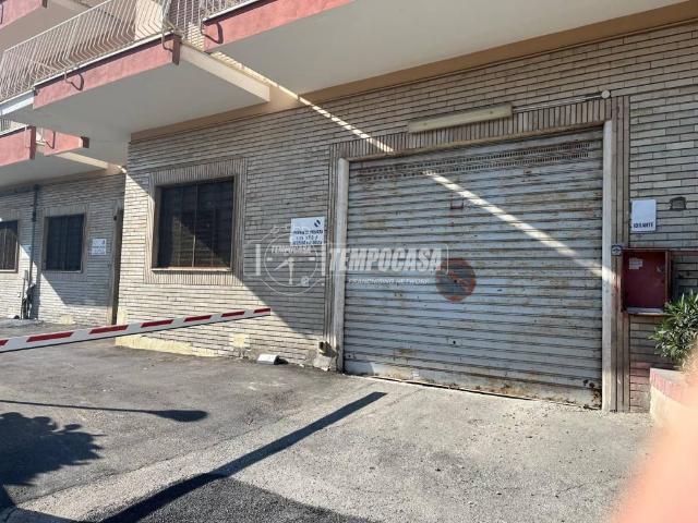 Box in vendita a Napoli