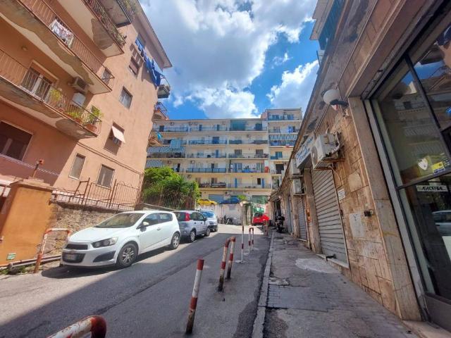 Box in vendita a Municipalità 10, Campania