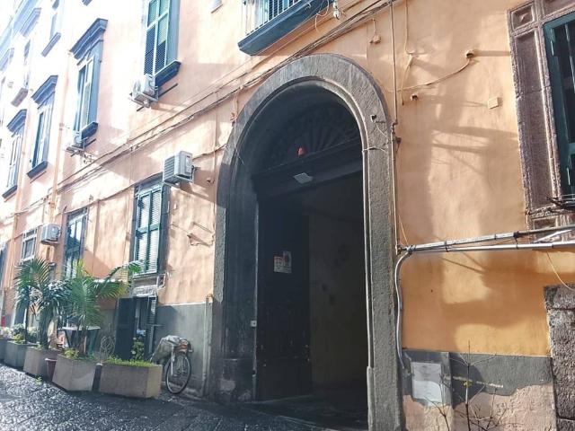Box in vendita a Municipalità 1, Napola