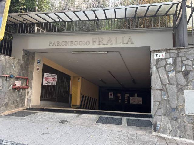 Box in vendita a Municipalità 10, Campania