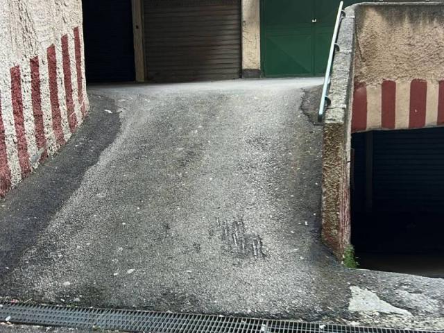 Box in vendita a Astroni, Pianura