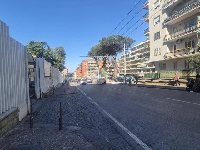 Box in vendita a Municipalità 3, Napola