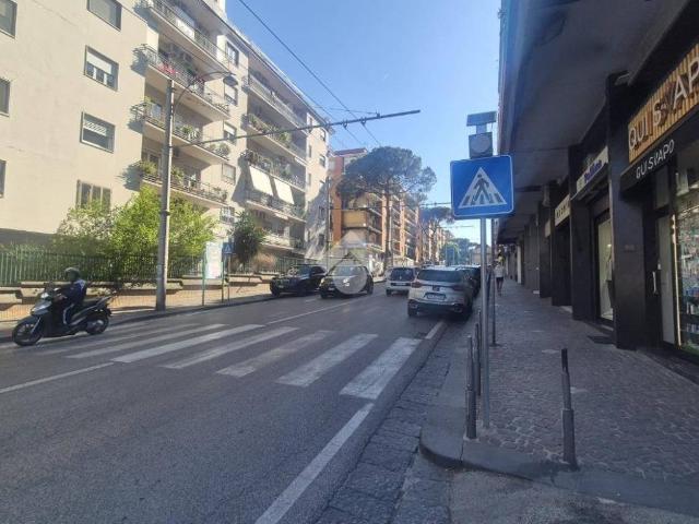 Box in vendita a Municipalità 3, Campania