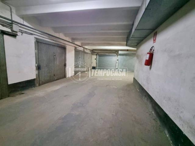 Box in affitto a Municipalità 1, Pizzofalcone