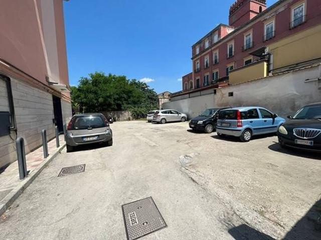 Box in vendita a Municipalità 6, Campania