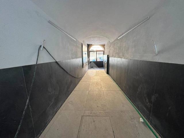 Box in vendita a Municipalità 3, Campania