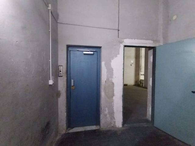 Box in vendita a Paratina, Napola