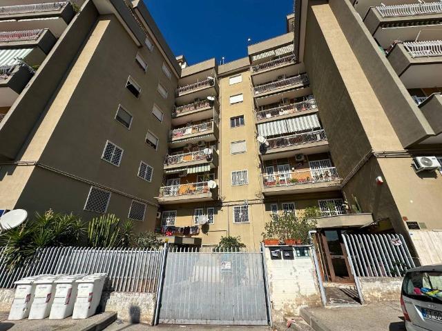 Box in vendita a Napoli