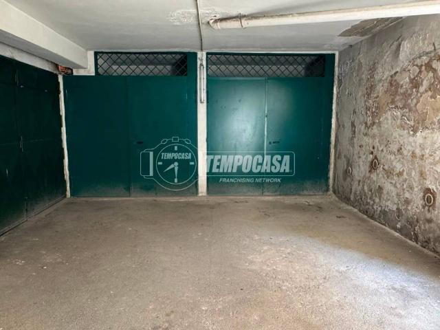 Box in vendita a Municipalità 10, Campania