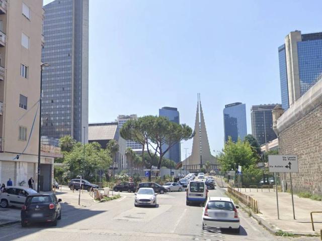 Box in vendita a Napoli