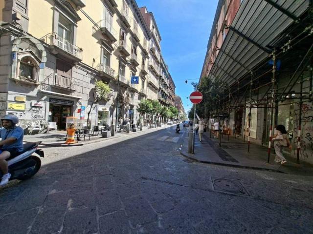 Box in vendita a Municipalità 4, Campania