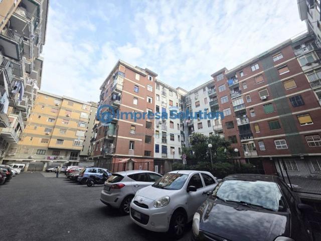 Box in vendita a Camaldoli, Campania