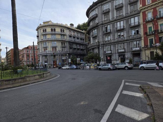 Box in vendita a Municipalità 1, Campania