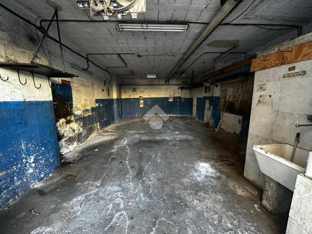 Box in vendita a Camaldoli, Pianura