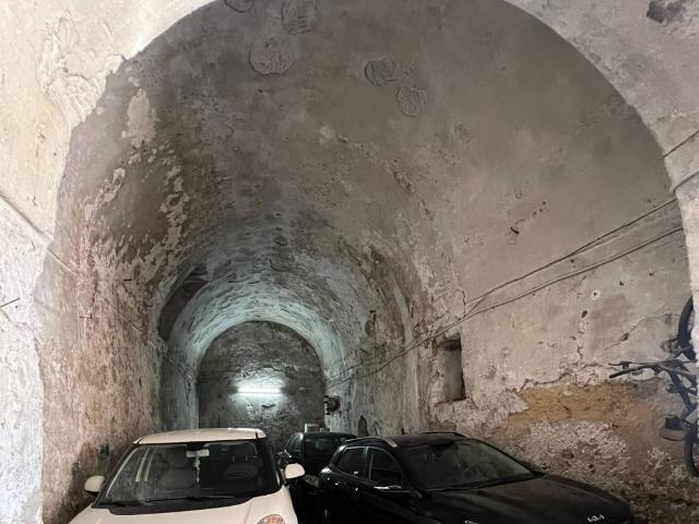 Box in vendita a Municipalità 2, Campania