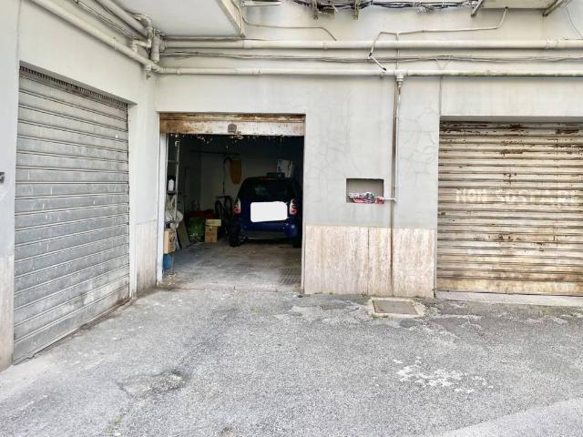Box in vendita a Municipalità 1, Napola