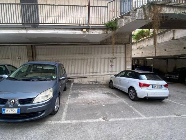 Box in vendita a Municipalità 10, Campania