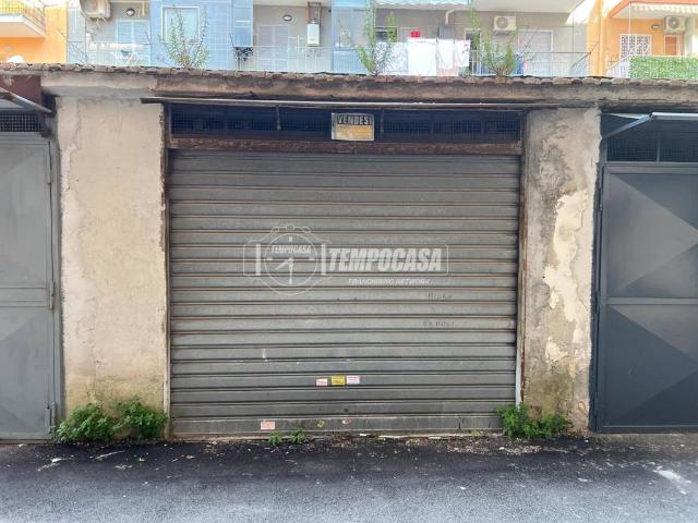 Box in vendita a Camaldoli, Pianura