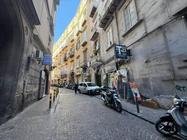 Box in vendita a Napoli