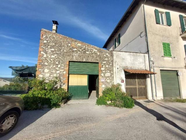 Box in vendita a Narni Scalo, Narni