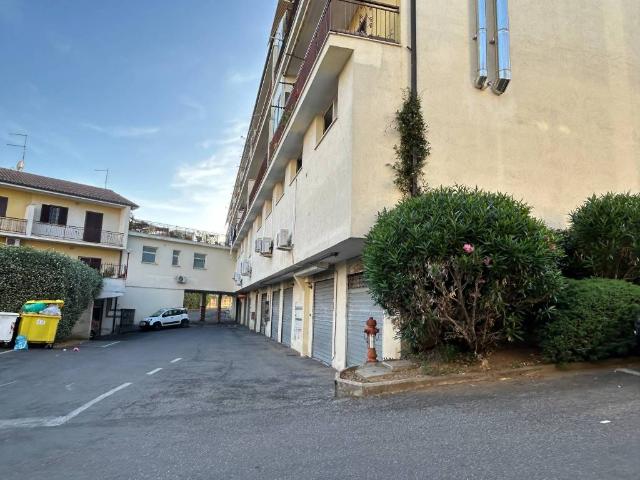 Box in vendita a Nepi, Lazio