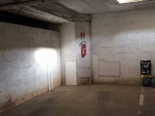Box in vendita a Borgo Medievale, Roma Capitale