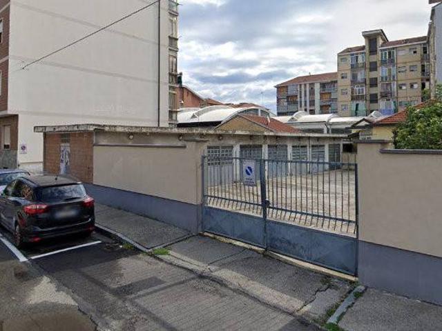 Box in vendita a Nichelino, Torino