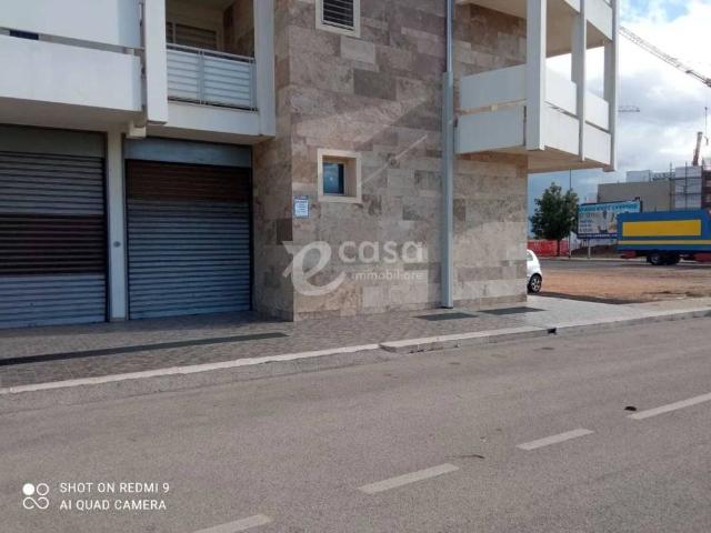 Box in vendita a Puglia, Bari