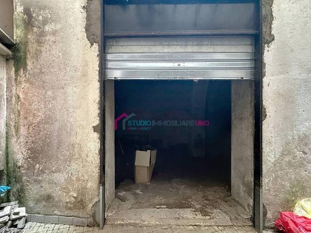 Box in vendita a Nola, Campania