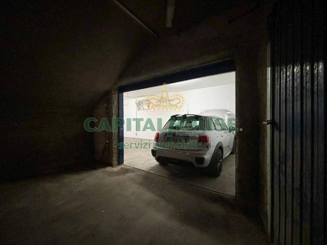 Box in vendita a Nola, Campania