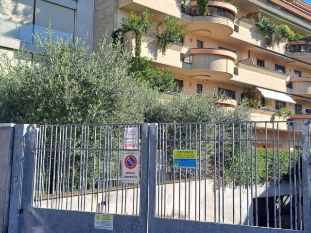 Box in vendita a Cascina Meda, Nova Milanese