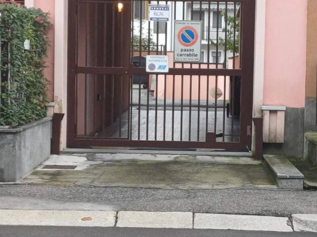 Box in vendita a Porta Mortara, Piemonte
