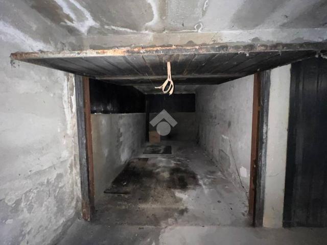 Box in vendita a Porta Mortara, Piemonte