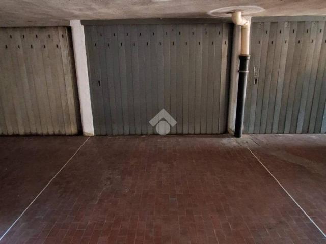 Box in vendita a Novate Milanese, Milano
