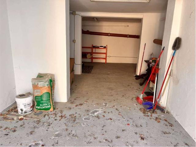 Box in vendita a Novate Milanese, Milano