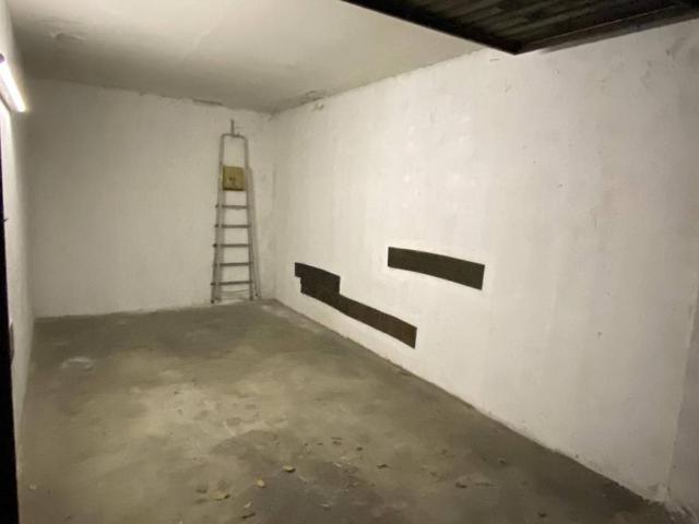 Box in vendita a Novate Milanese, Milano