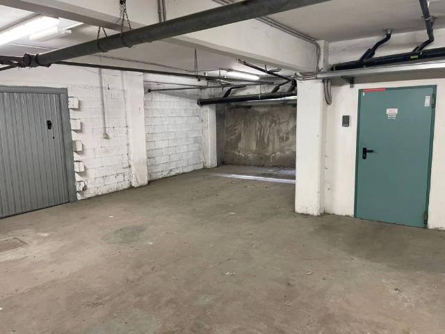 Box in vendita a Piemonte, Alessandria